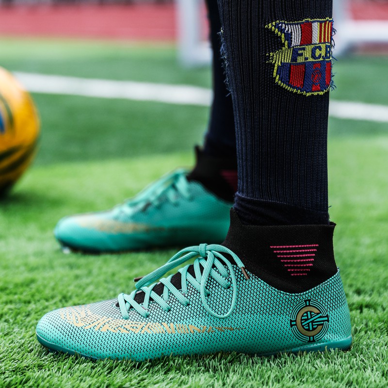 Futsal shoes cr7 best sale