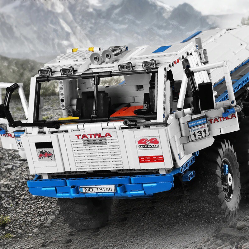 Tatra t813 best sale 8x8 profa