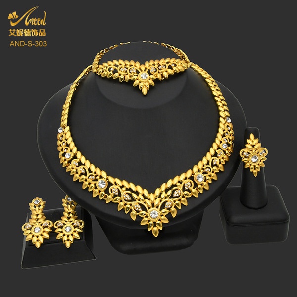 Necklace in malay deals
