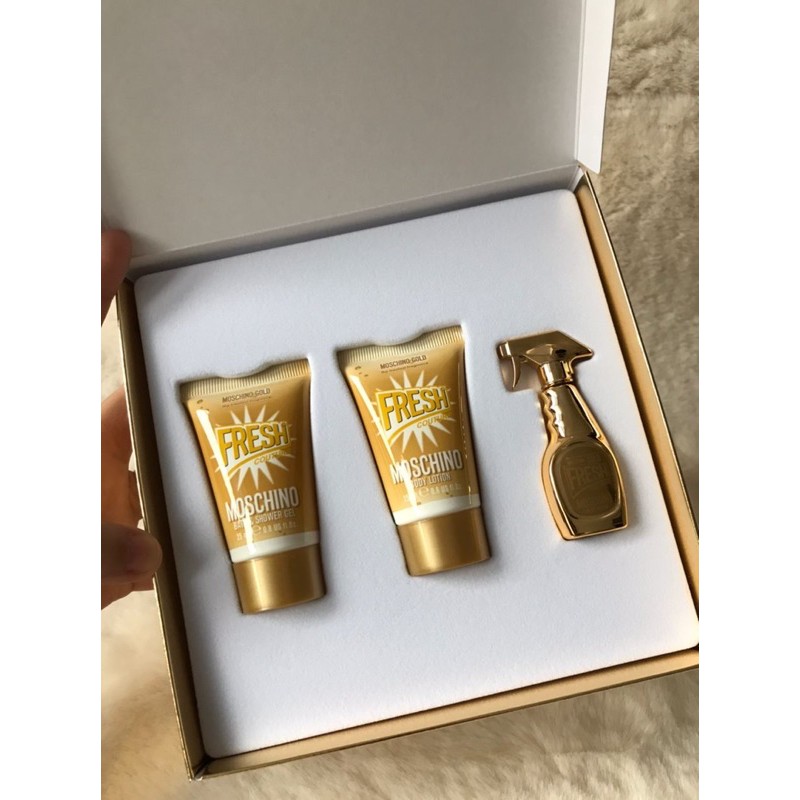 Moschino fresh gold set online