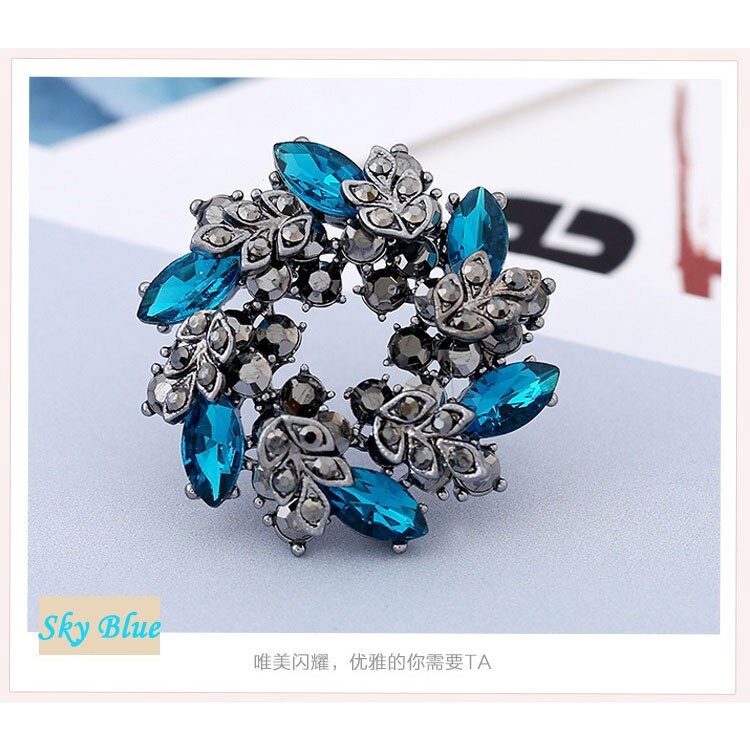  ZHIBINDIAN Brooch Big Flower Crystal Brooch for Women Fashion Brooch  Pin Bouquet Rhinestone Brooches and Pins Scarf Clip Jewelry Gifts (Color :  A) (D) Brooch : Everything Else