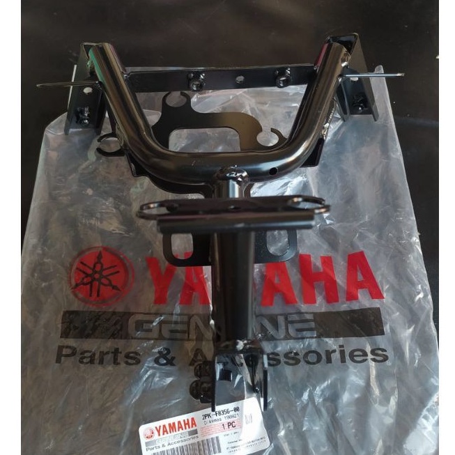 Original Yamaha R15 V2 front shield mounting bracket 2PK-F8356-00 ...