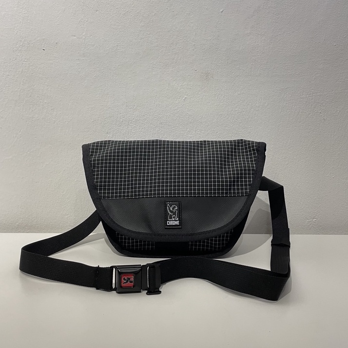 Chrome hip online sling