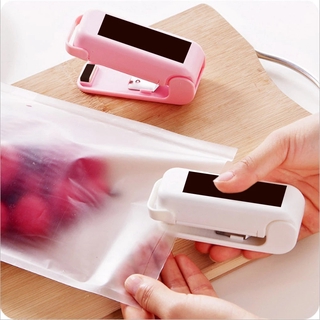 1 Set Multi-Functional Vacuum Sealer Machine, Portable Mini Vacuum Sealer  With Air Sealing System - 6 Bags Included, Rechargeable Fast Heating Snack  Sealer For Potato Chip Bag, Vacuum Bag