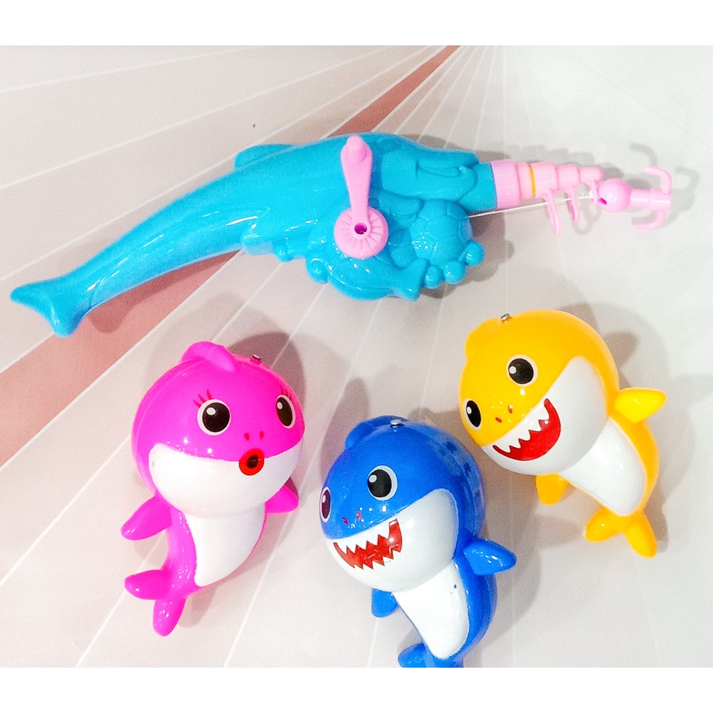 Shark deals fishing toy