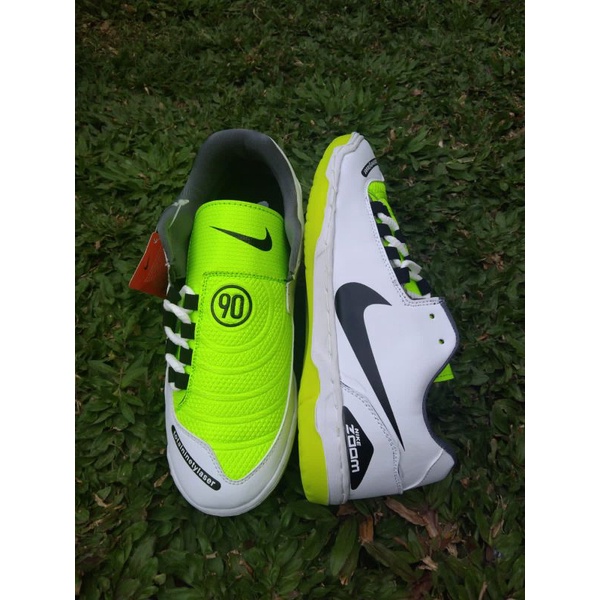 T90 futsal store