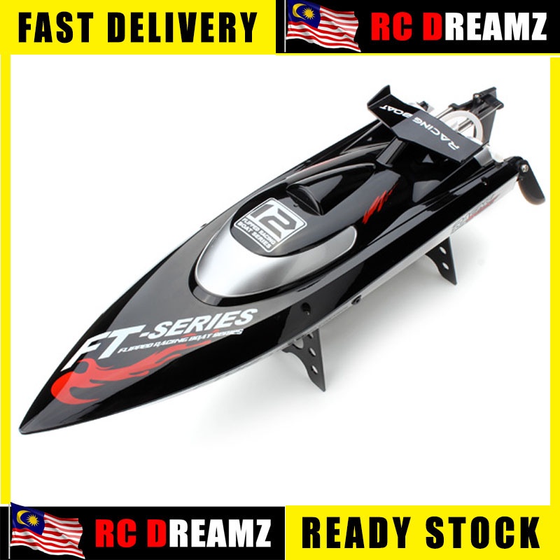 Speed boat best sale remote control racing