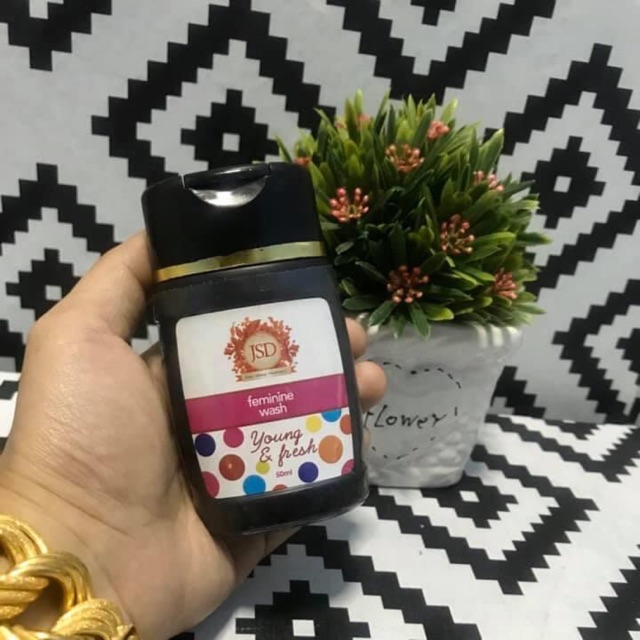 FEMININE WASH JSD YOUNG & FRESH 💯 Original Shopee Malaysia