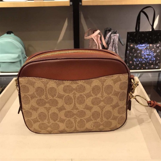 Coach camera store bag malaysia