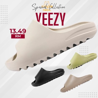 Yeezy discount sandals kanye