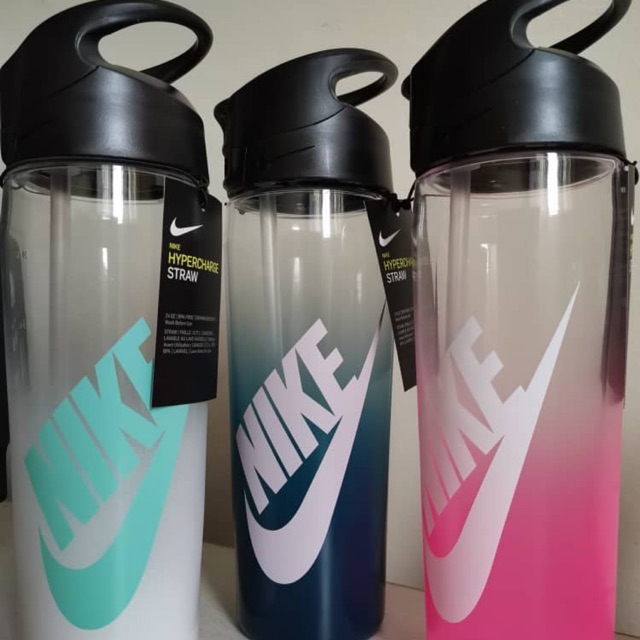 Nike Hypercharge Straw Bottle 