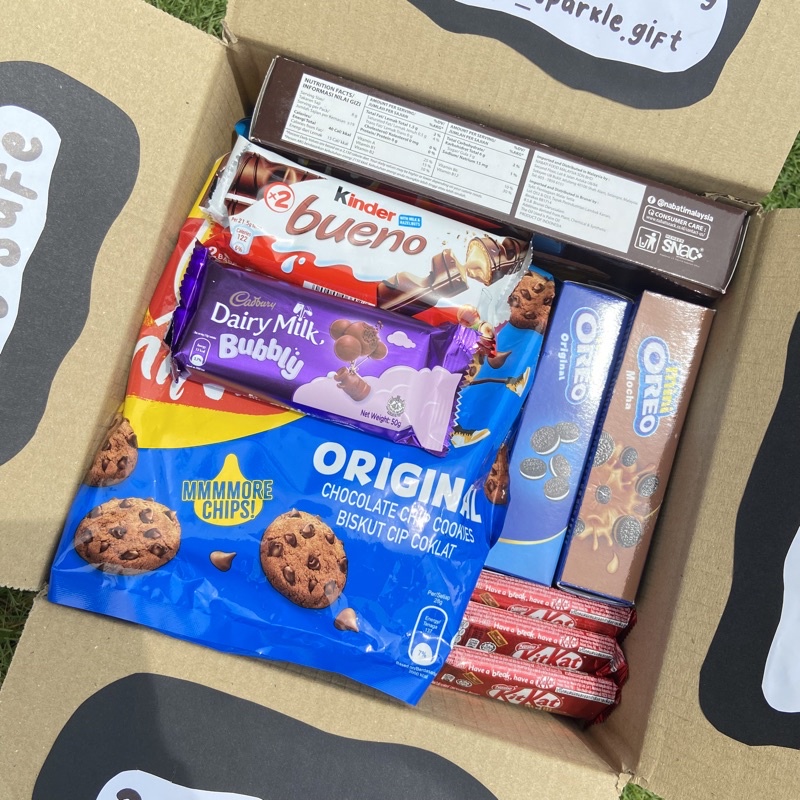 food-box-set-giant-gift-box-ramen-coffee-set-food-biscuit-chocolates