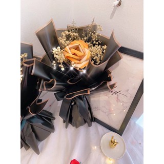 Black/Gold Mini Bouquet – RoseAiry