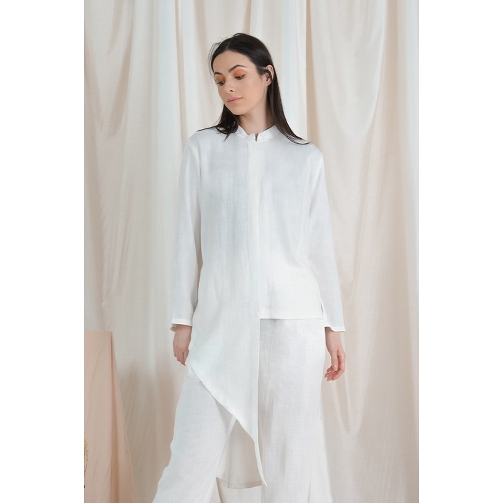 White casual best sale pants suit