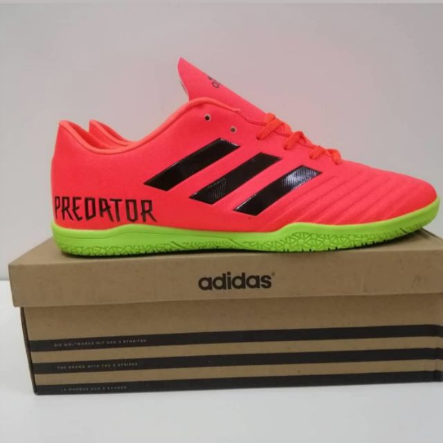 Kasut futsal store predator