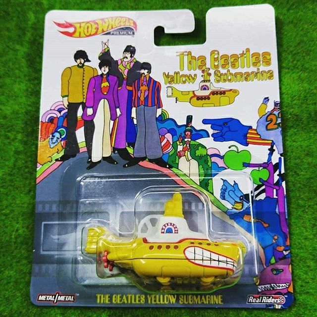 Hot wheels best sale beatles 2019