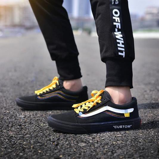 verhouding zonnebloem Afhankelijk OFF-WHITE x Vans Old Skool “Willy” Custom "Black" | Shopee Malaysia