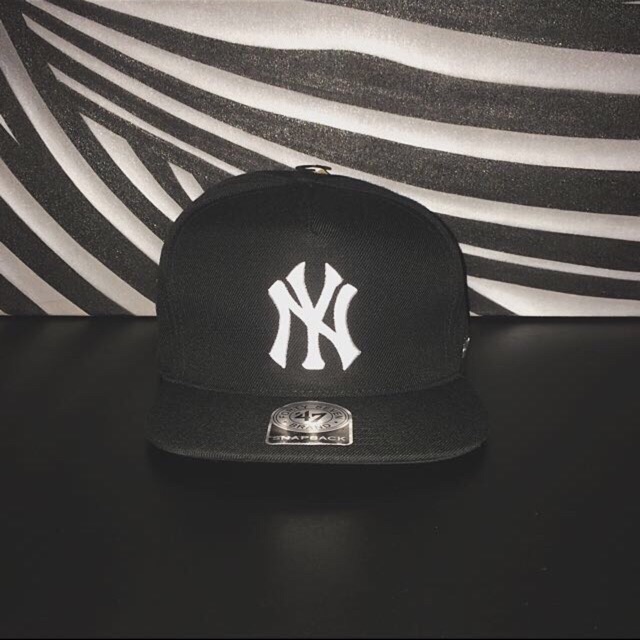 Supreme X 47 Brand X Yankees Snapback Cap | Shopee Malaysia