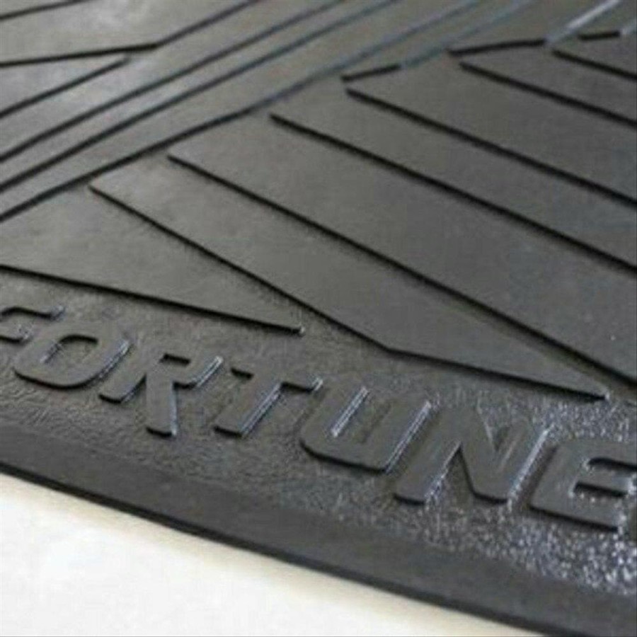 Fortuner 20052015 Floor Rubber Carpet Fullset Shopee Malaysia