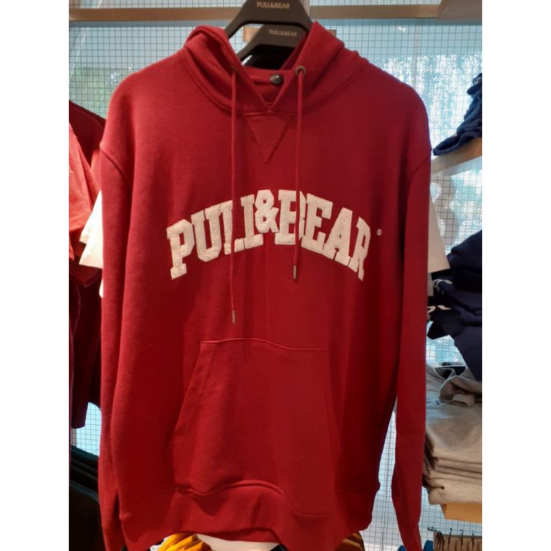 Pull and cheap bear hoodie red