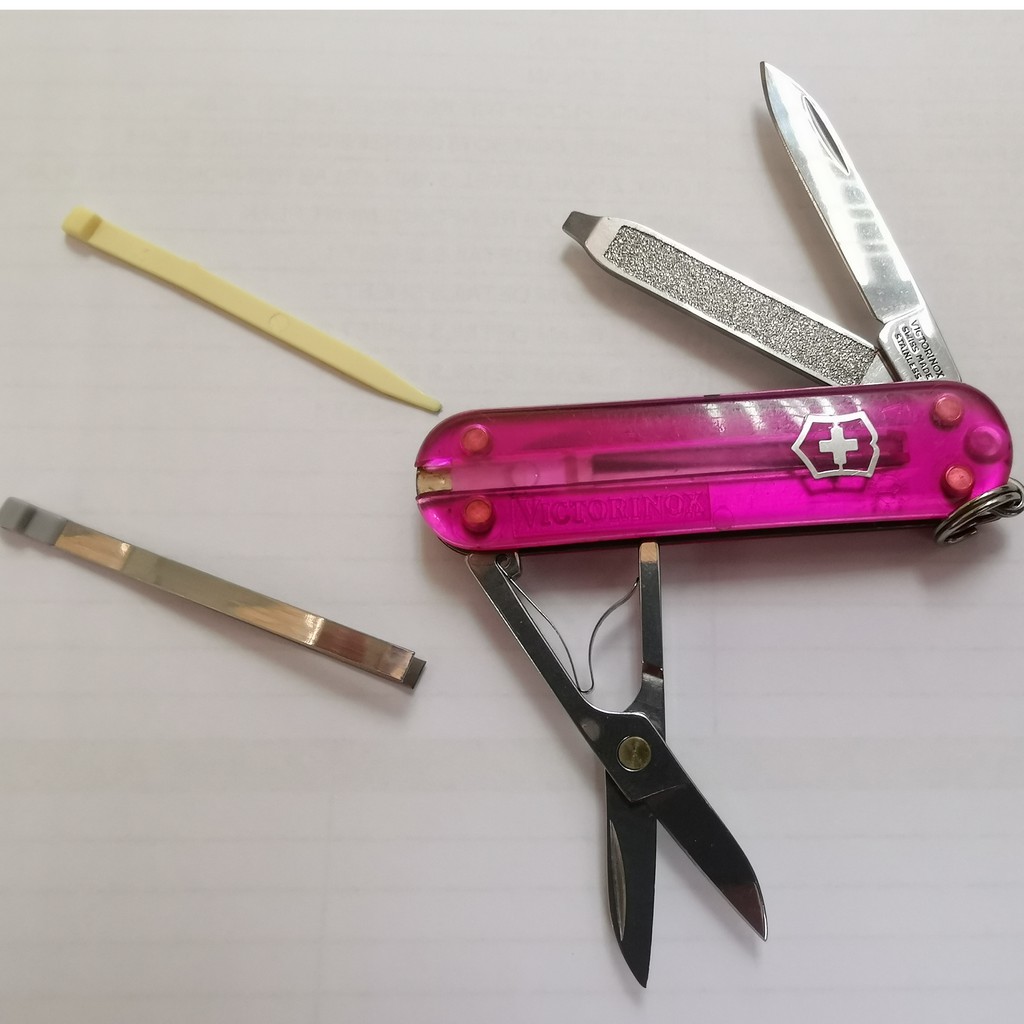 Victorinox Swiss Army Knife- Classic SD transparent pink (used)