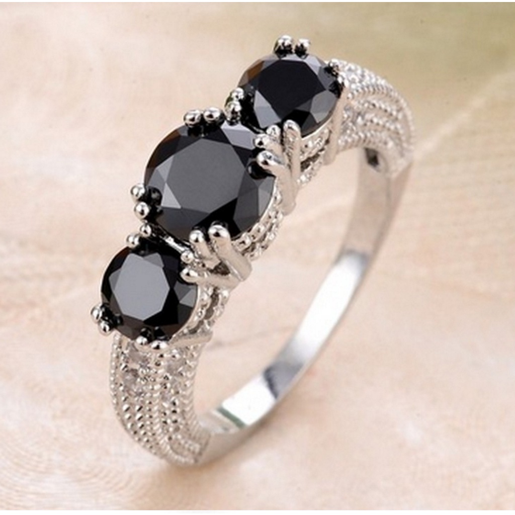 Luxury Black Zirconia Ring Fashion Silver Metal Ring Women's Delicate