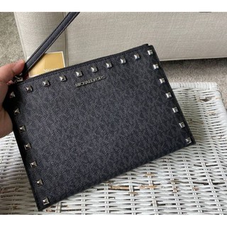 Michael kors zip clutch hot sale wristlet