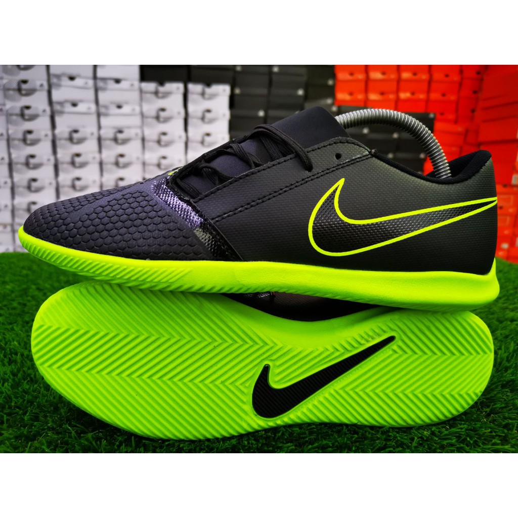 Nike phantom hot sale venom futsal