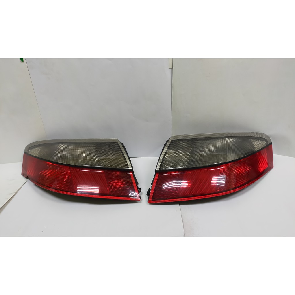 Porsche 996 Rear Tail Light Assembly - 996 631 408 00 / 996 631