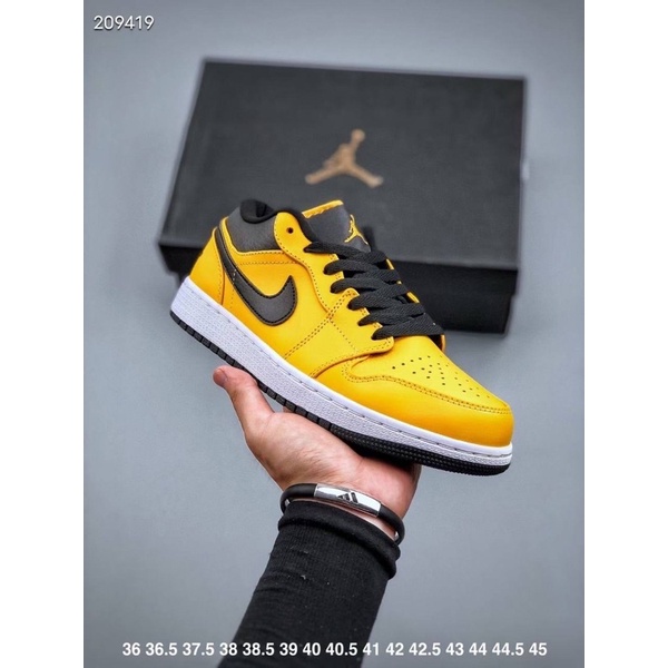 Nike aj1 yellow hotsell