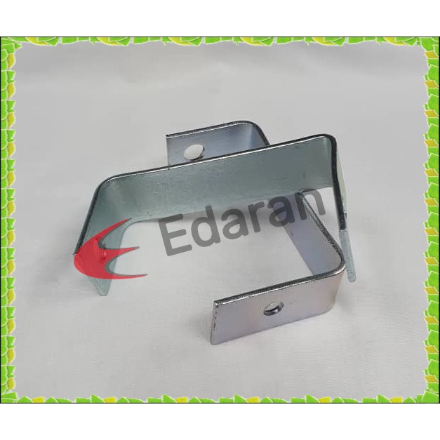 AMAX 2"X2" TRUNKING BRACKET ZINC (L50 X H100 X W25MM X T2.8MM