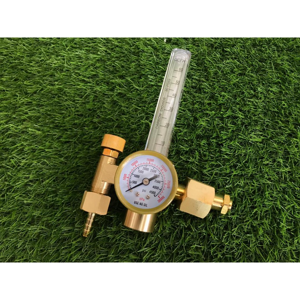Ace Weld CO2 Gas Regulator / Carbon Dioxide Regulator / Piston Type CO2