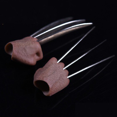 1/6 Scale Wolverine Logan Metal Bloody Claw Hands – Realistic Hair Details – WorldBox Style Action Figure Accessory