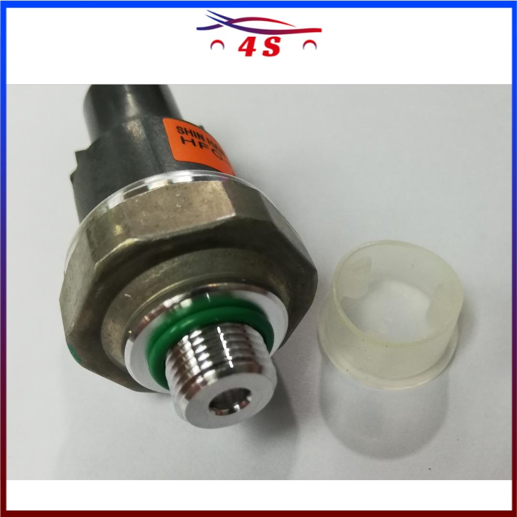 AIR COND PRESSURE SWITCHTOYOTA AE101R134A (OFF, ON, OFF)4 PIN(BIG