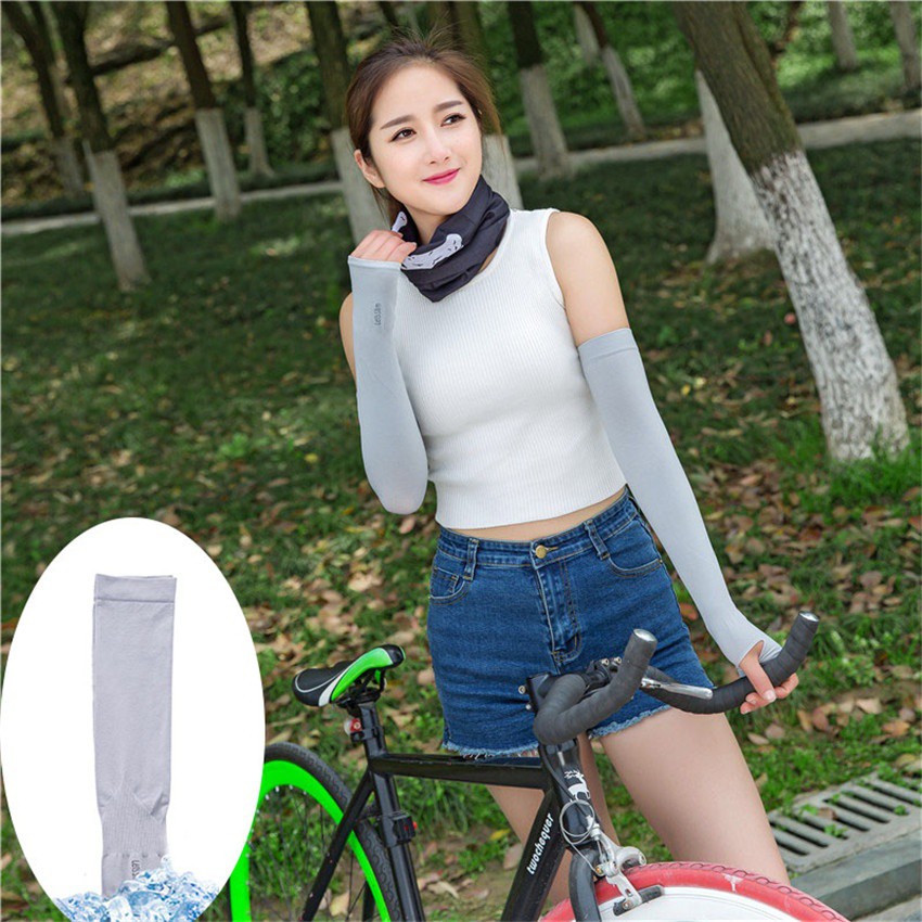 Let's SLIM Korean Cooling Hand Sock / Wristlet