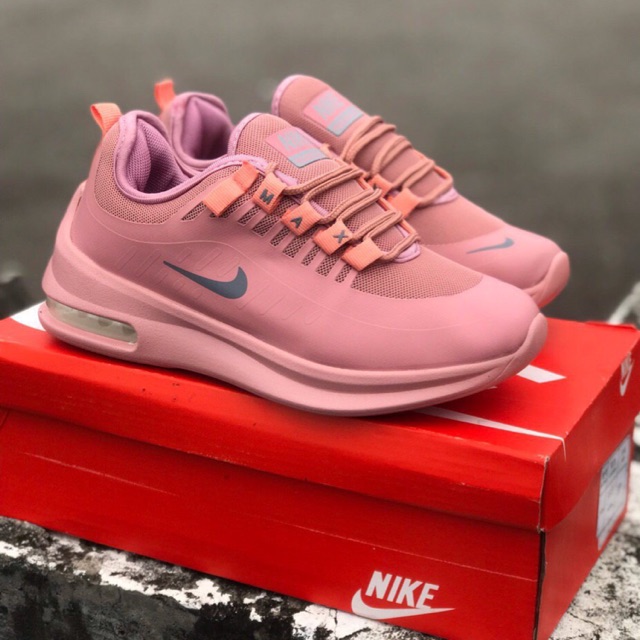 Nude best sale pink nike