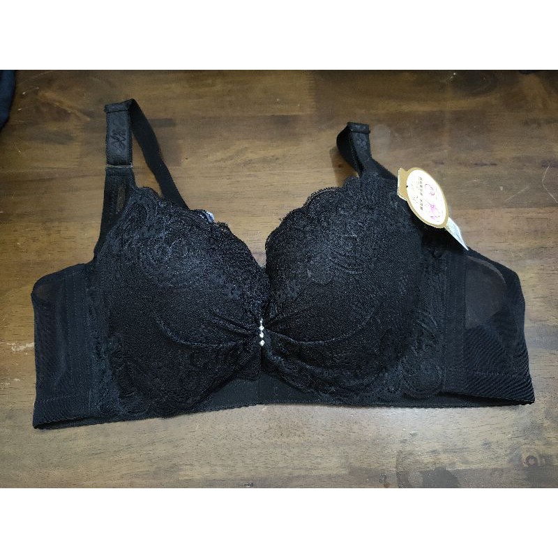 46D NEW black lace bra with tag