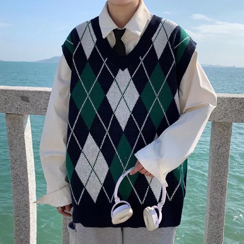 Korean Style Trendy Diamond Knitted Vest for Men's Winter New Loose V