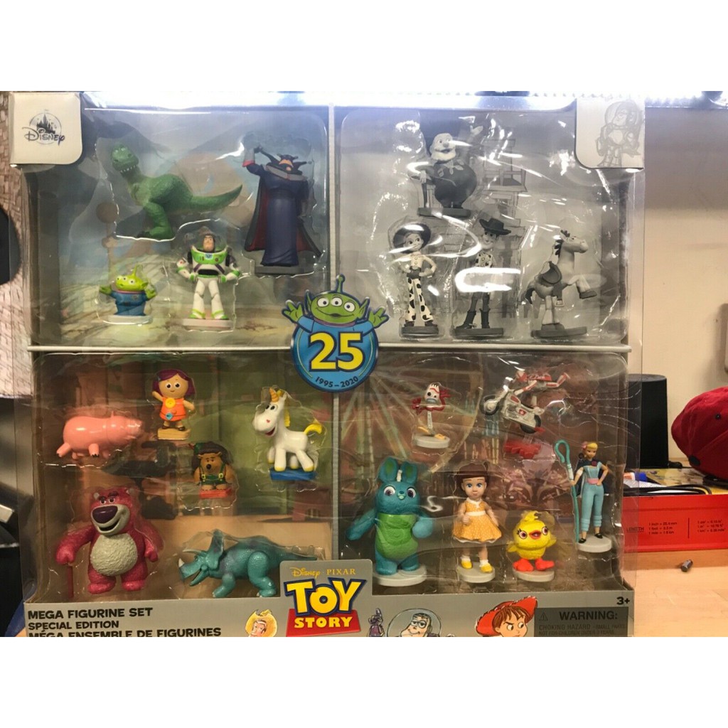 Disney store toy story mega figurine clearance playset