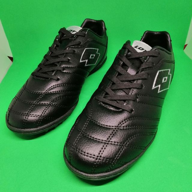 Lotto clearance turf shoes