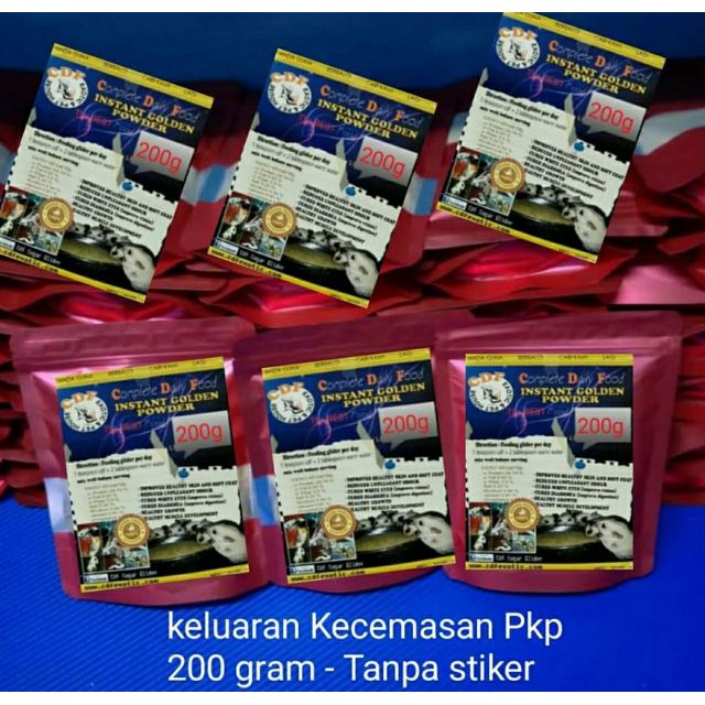 Sugar glider fish snack. sangkar sugar glider.sugar glider sleeping