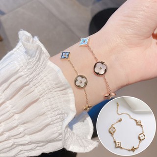 Brand new Lv Louis Vuitton LV five-flowered white shell bracelet lucky four-leaf  clover bracelet fem