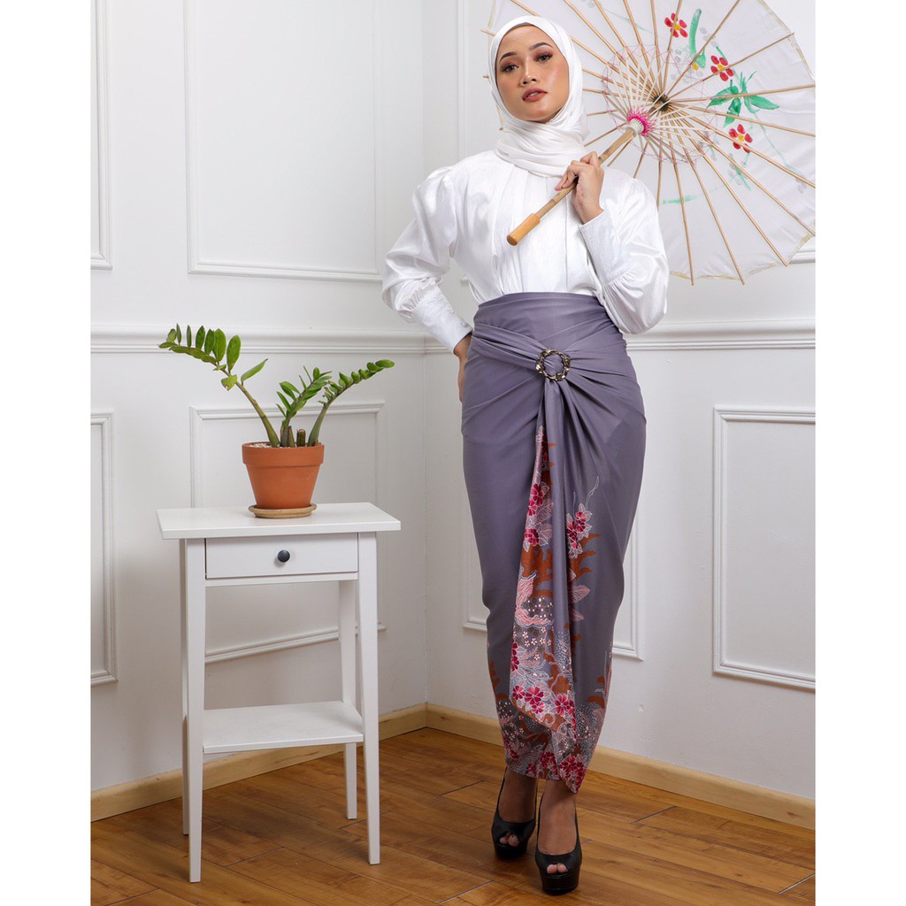 (PROMOSI RAYA) PARIO BATIK SATIN BY WAWAMYZA PUTERI SEJINJANG (GREY ...