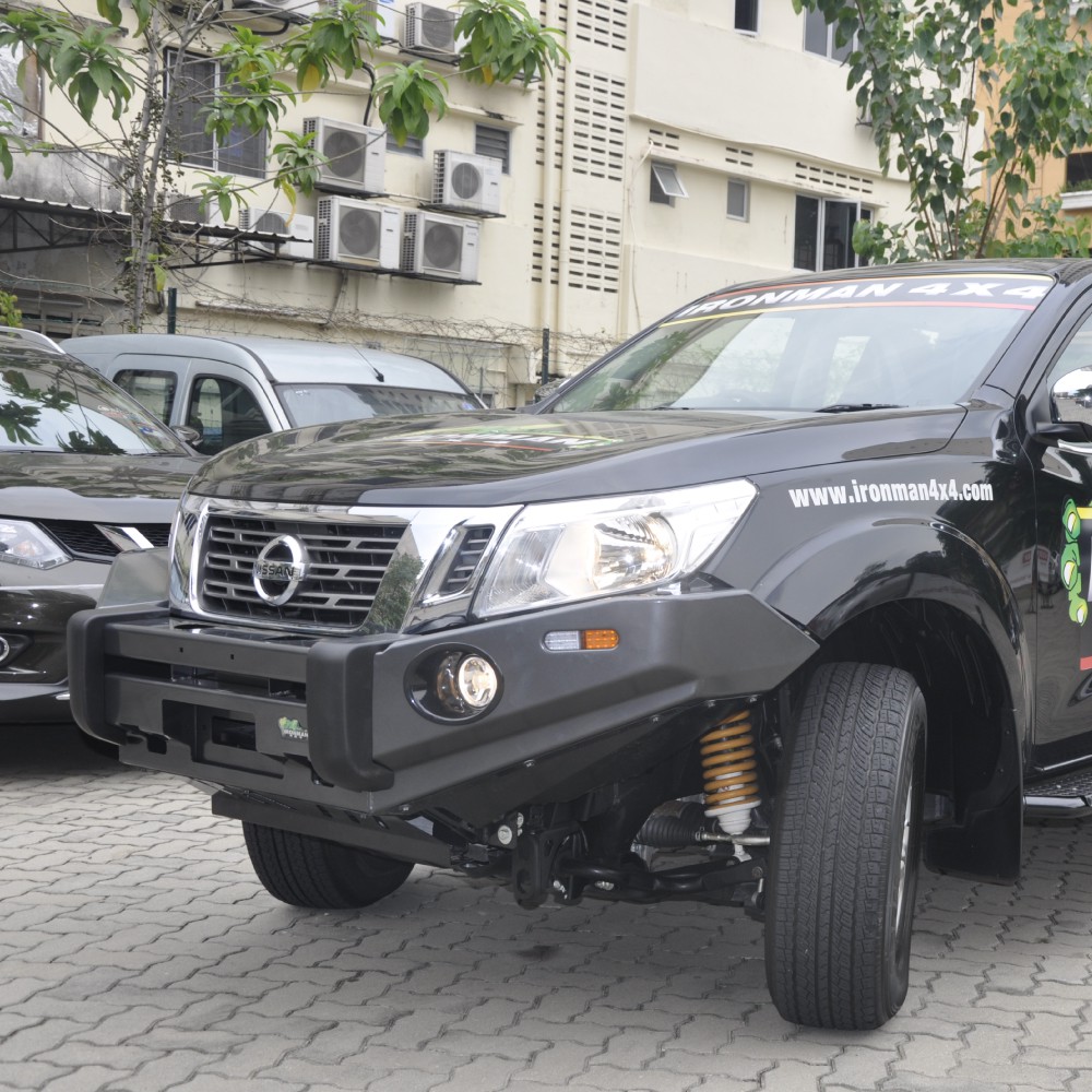 Nissan Navara NP300 No Loop Bull Bar Shopee Malaysia