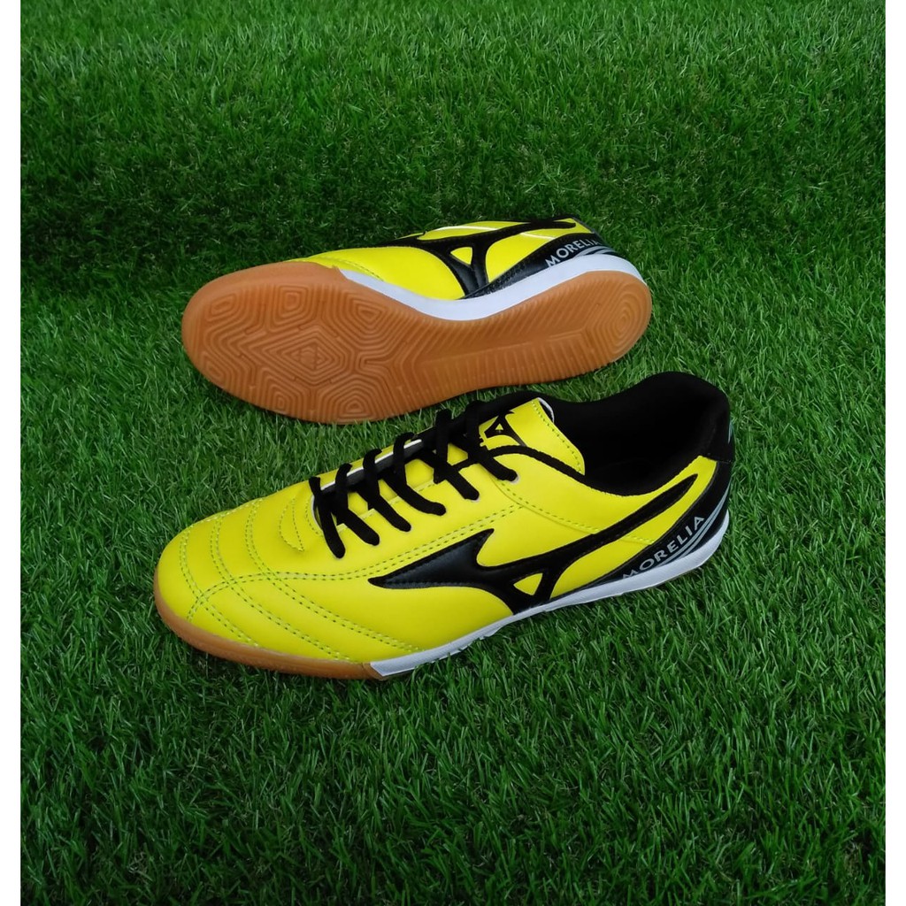 Mizuno futsal shoes malaysia on sale price