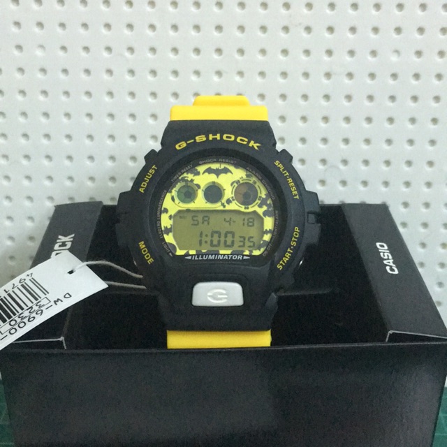 大人気の正規通販 G-SHOCK DW-6900 バットマン - 時計