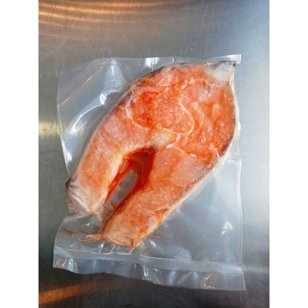 [🚚 JOHOR BAHRU Only] Frozen Salmon Slice with tail [🚚 JOHOR BAHRU