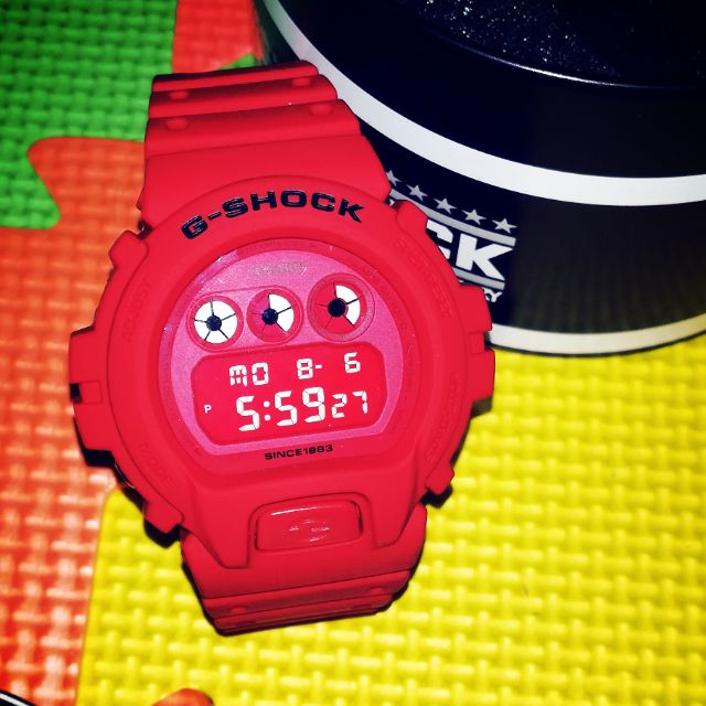 G shock 35th hotsell anniversary limited edition red