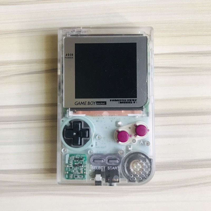 Game Boy Famitsu IPS (GameBoy Pocket modded with IPS display