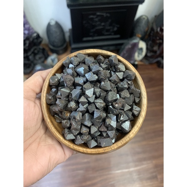 Loadstone Octahedral shape | Shopee Malaysia